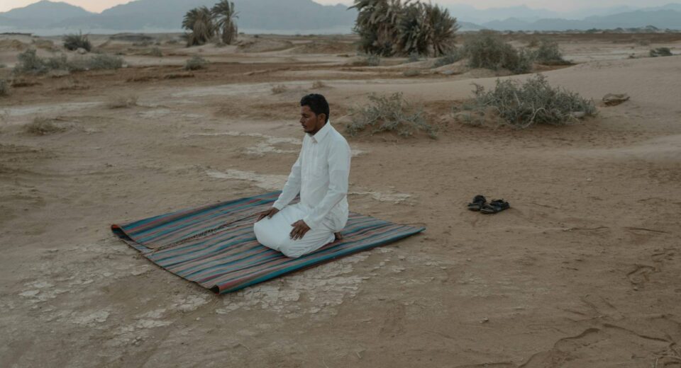 দুঃখ-কষ্টে ধৈর্যের